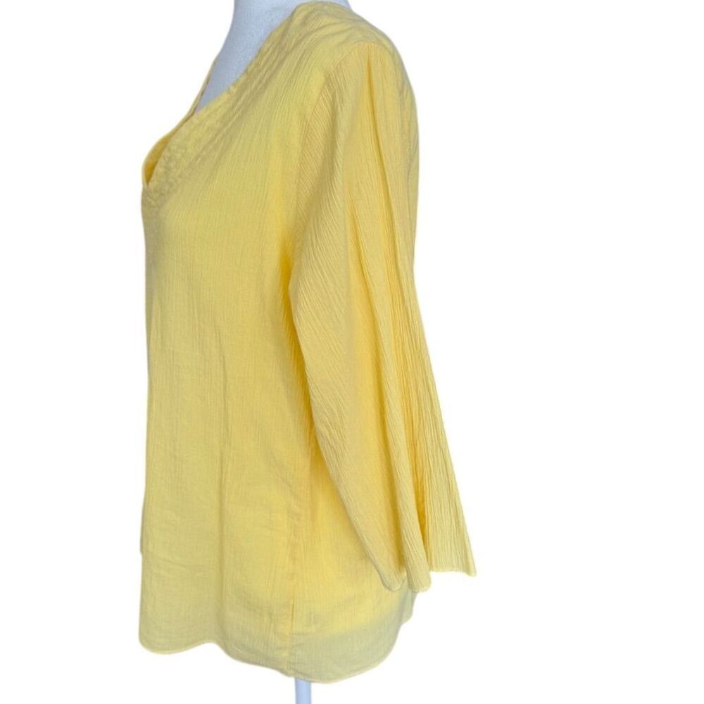 Columbia V-Neck 3/4 Sleeve Yellow Knit Top Size Medium - Picture 2 of 7